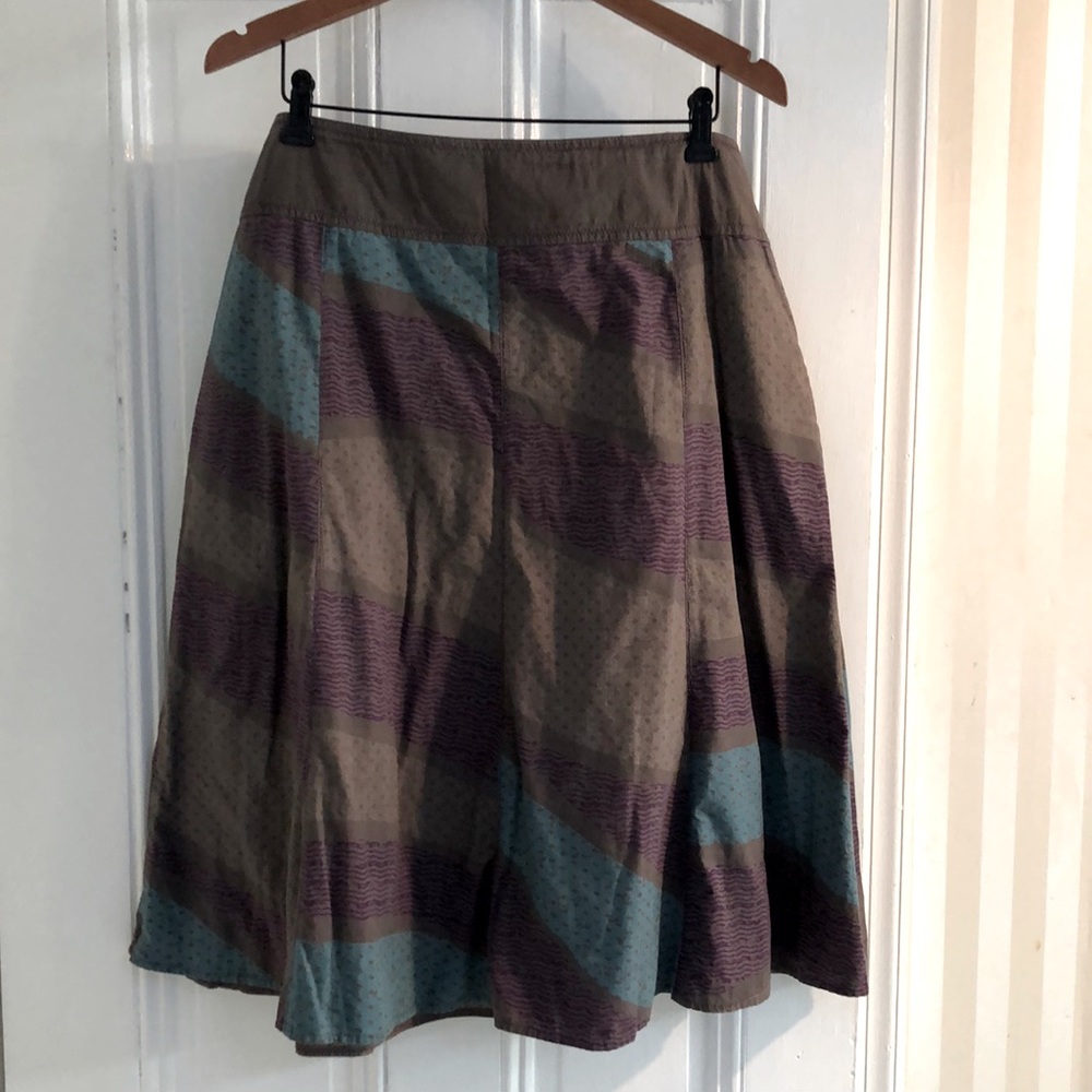 Funky cotton & cotton lined skirt from Fat Face. Size 18 UK/16 US